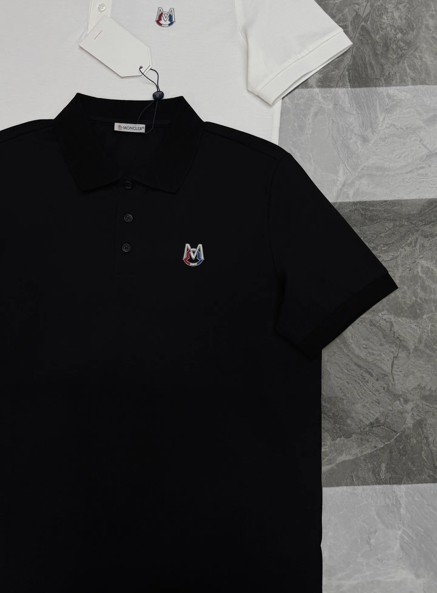 ⚜️Moncle* Classic Polo .New Arrival . Polo 230 ， . moncler Classic . . ！ . ！ ：Black.White.Gray.Sizes：M-3XL（S 4xl ） ❗️175/140 L